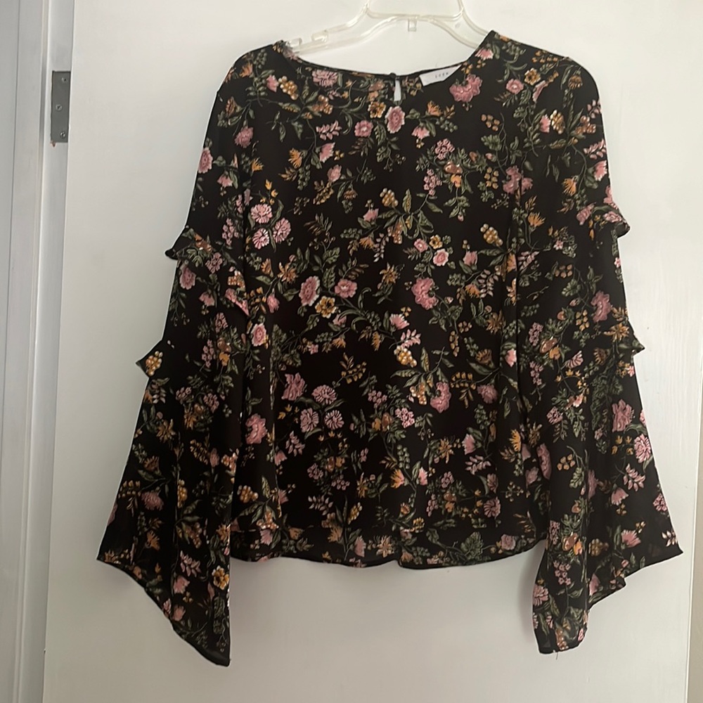 Lush ruffle sleeve long sleeve blouse. Size large.